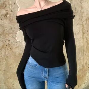 Zara Elegant Black Knitwear